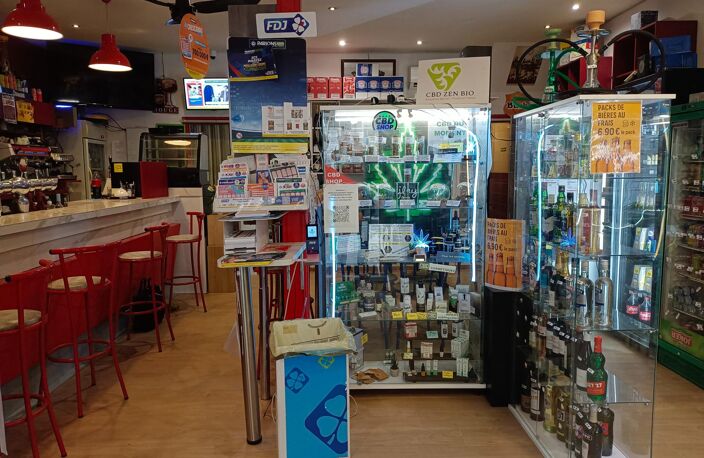 Bar-Tabac à Périgueux  Murs, Fonds, Logement — photo 3