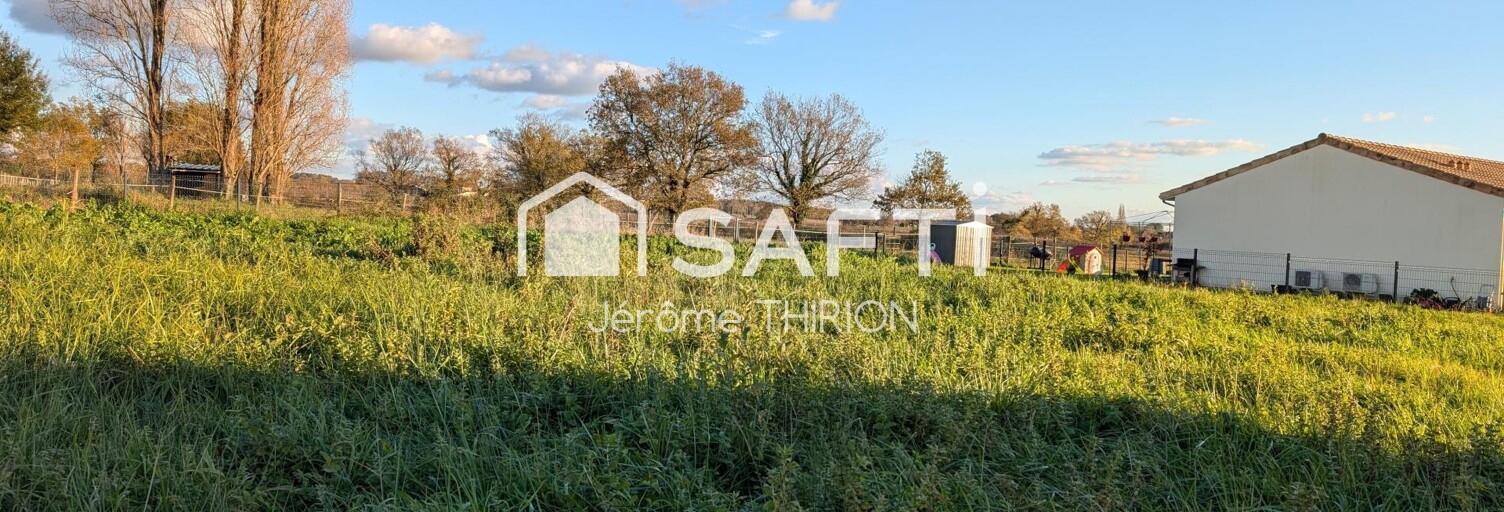 Terrain  1003 m² à vendre à Saint-Savin (33920)