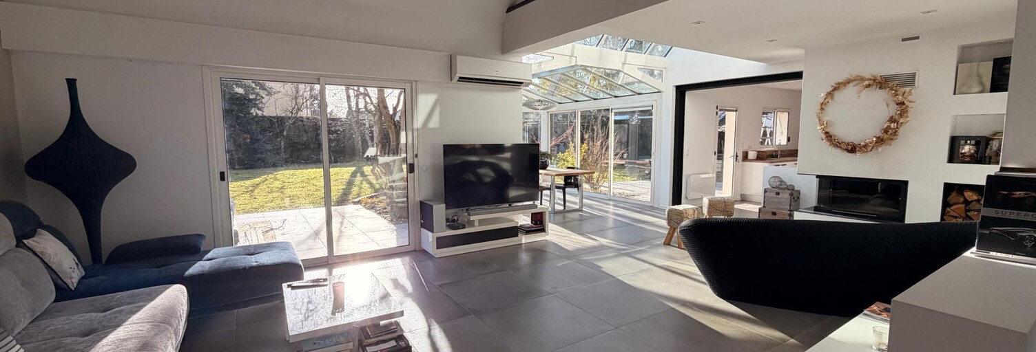 Maison 8 Pièces 254 m² à vendre à Saint-Denis-en-Val (45560)