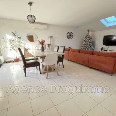 Appartement 4 pièces 260000 €