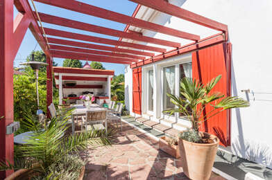 Maison 6 pièces 560000 €