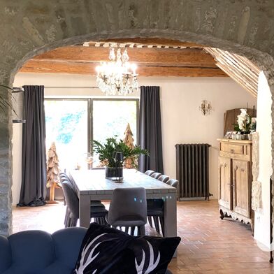 Maison 14 pièces 2500000 €