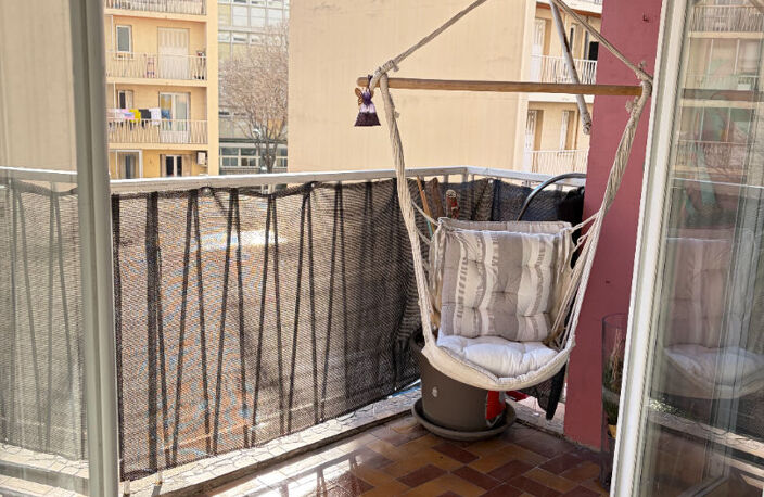 Appartement 3/4 Pièces Marseille 13005 — photo 2