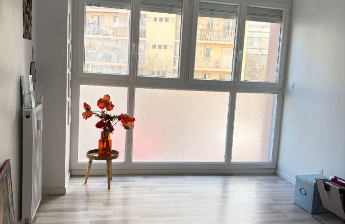 Appartement 3/4 Pièces Marseille 13005 — photo 4