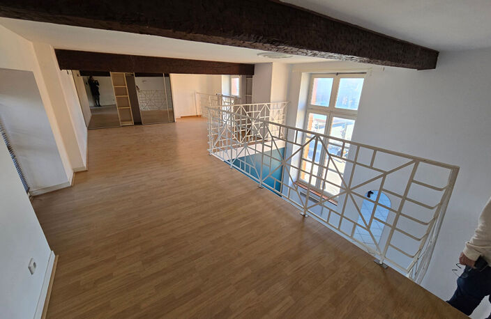 Appartement Toulouse T3 en duplex de 71.38m² Quartier Saint Cyprien — photo 2