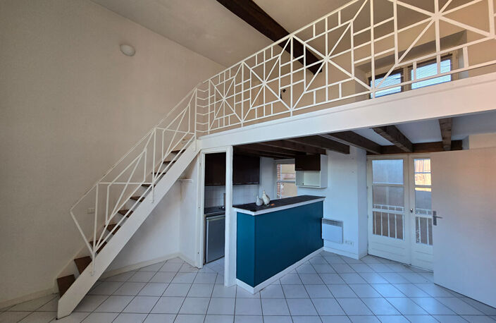 Appartement Toulouse T3 en duplex de 71.38m² Quartier Saint Cyprien — photo 3