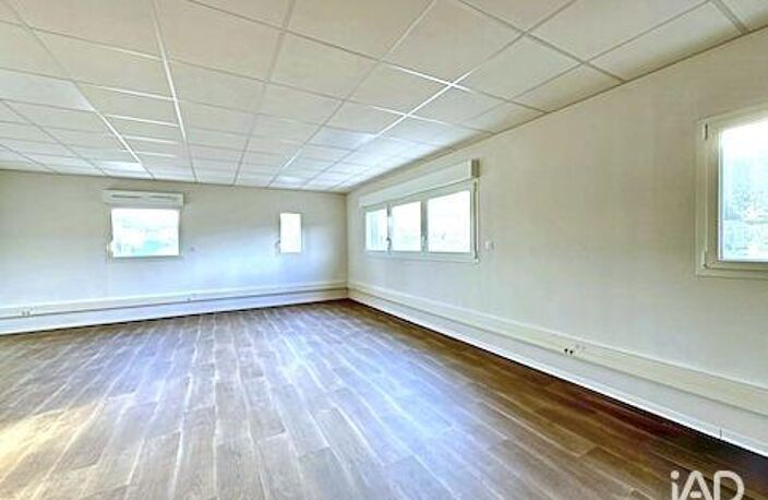 Vente Bureaux 68 m&sup2; — photo 2