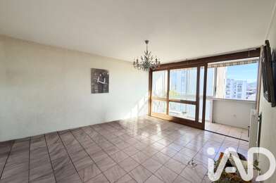 Appartement 3 pièces 93000 €