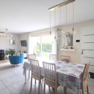 Maison 4 pièces 365000 €