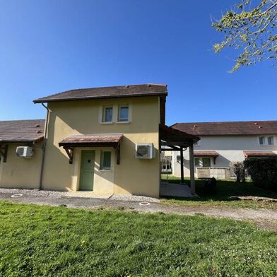 Appartement 3 pièces 129600 €