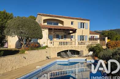 Maison 7 pièces 880000 €