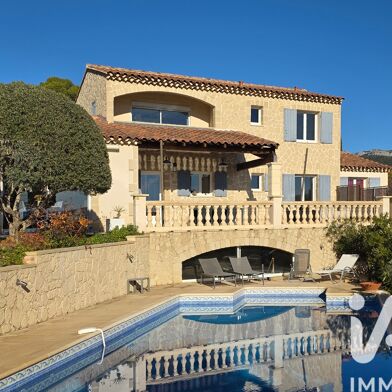 Maison 7 pièces 880000 €