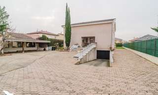 Maison 8 Pièces 263 m² à vendre à Décines-Charpieu (69150)