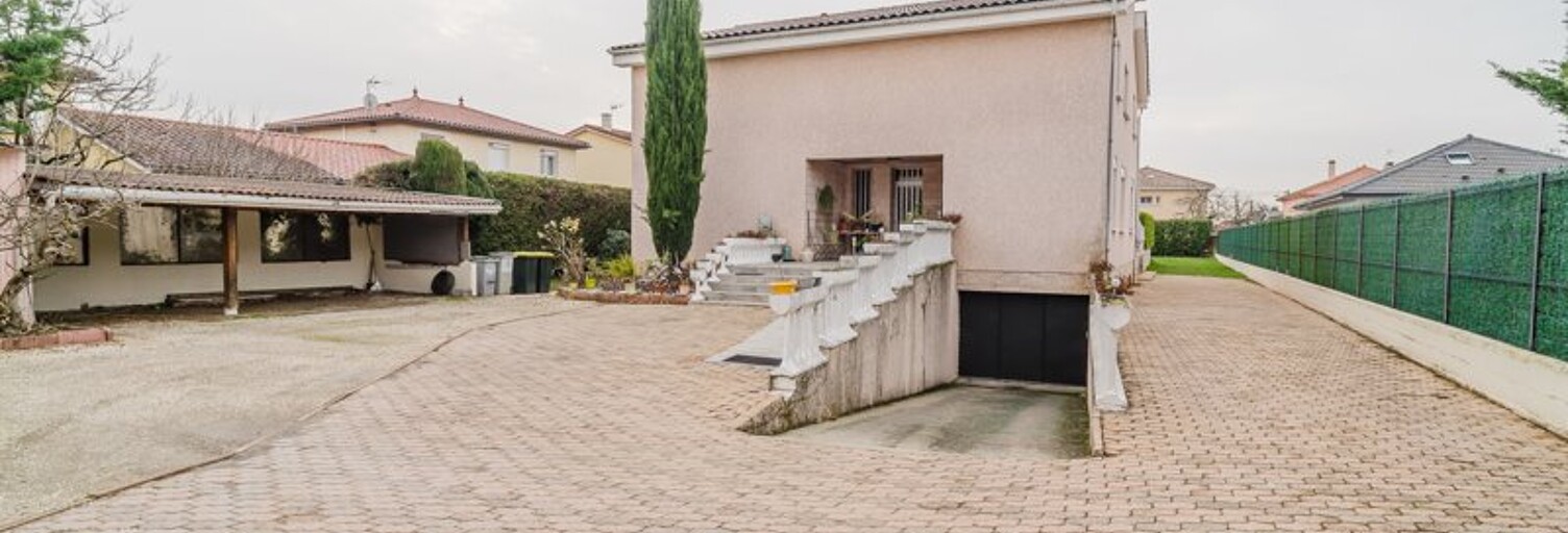 Maison 8 Pièces 263 m² à vendre à Décines-Charpieu (69150)