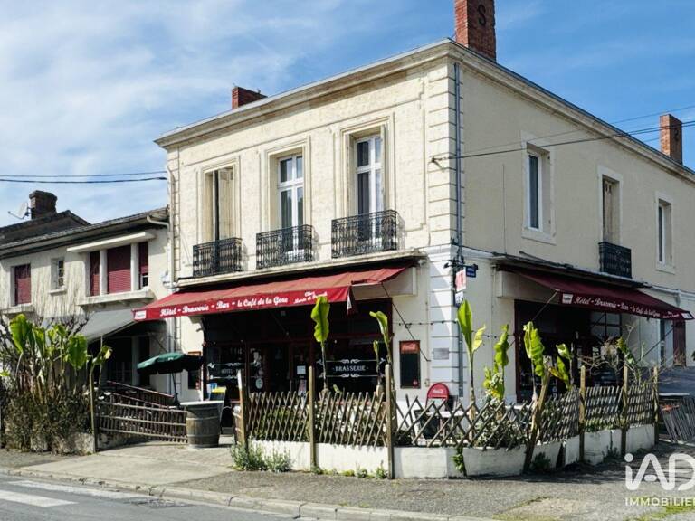 Vente Hôtel-restaurant 340 m&sup2; — photo 1