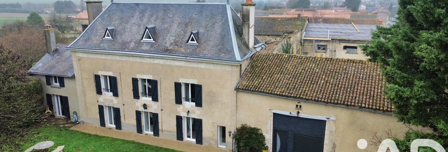 Maison 6 Pièces 275 m² à vendre à Champigny en Rochereau (86170)