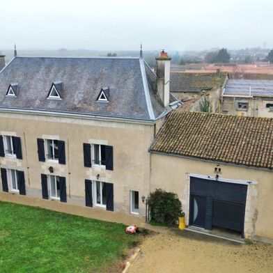 Maison 6 pièces 389900 €