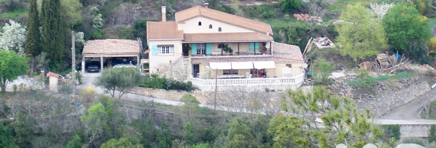 Maison 10 Pièces 318 m² à vendre à Saint-Ambroix (30500)