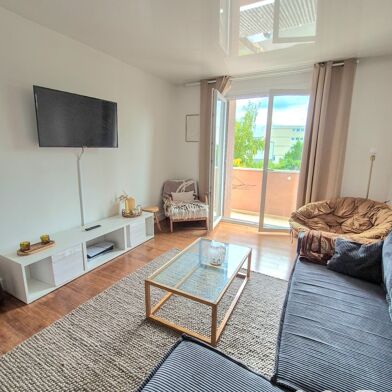 Appartement 3 pièces 240000 €