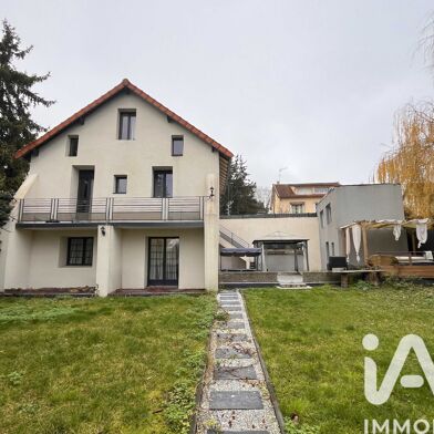 Maison 7 pièces 421200 €