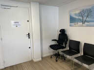 LOCAL PROFESSIONNEL 4 PIECES avec PARKING 07500 GUILHERAND-GRANGES — photo 2