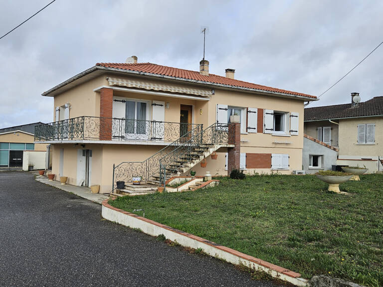 15 mn de MARMANDE très belle villa grands volumes avec jardin et garage — photo 1
