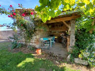 Maison en pierres et terre + séchoir + terrain — photo 4