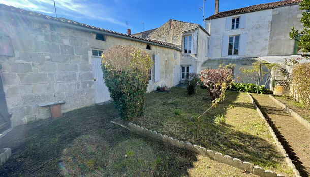 Villa / Maison 6 pièces  à vendre Saint-Savinien 17350