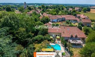 Maison 13 Pièces 400 m² à vendre à Javerlhac-et-la-Chapelle-Saint-Robert (24300)