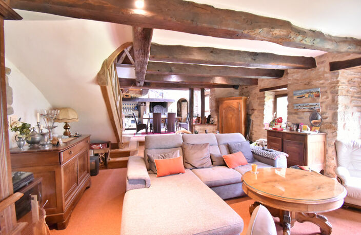 LONGERE+DEPENDANCES - TERRAIN 3900M² — photo 4