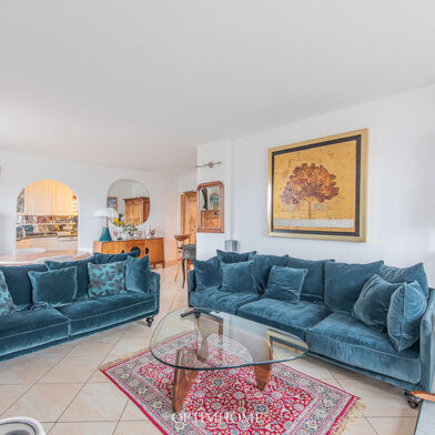 Appartement 5 pièces 541000 €