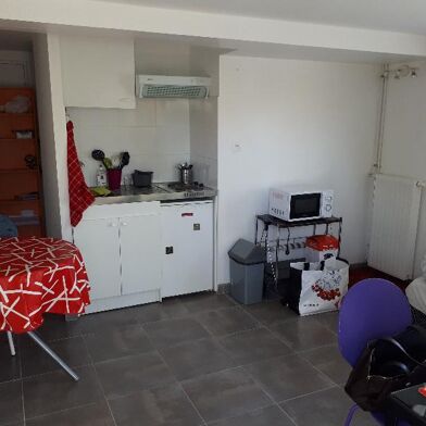 Appartement 1 pièces 745 €