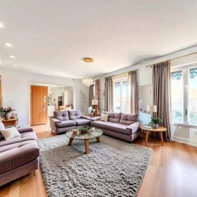 Appartement 6 pièces 849000 €