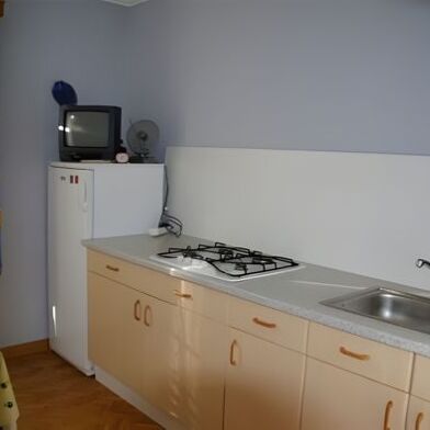 Appartement 1 pièces 300 €