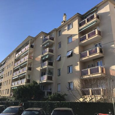 Appartement 2 pièces 975 €