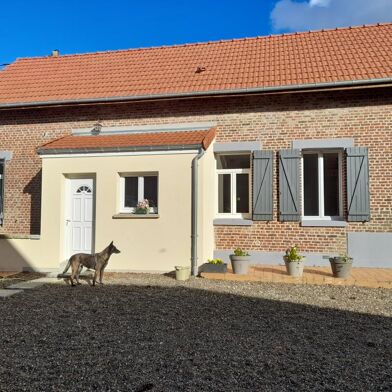 Maison 5 pièces 810 €