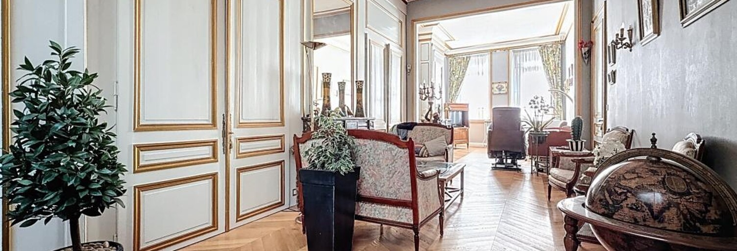 Maison 7 Pièces 300 m² à vendre à Lille (59800)