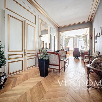 Maison 7 pièces 899000 €