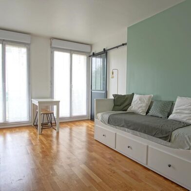 Appartement 1 pièces 784 €