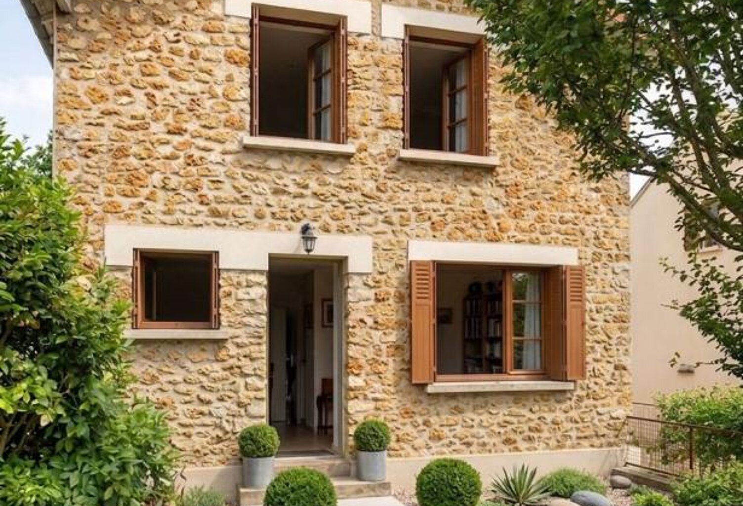 VENTE d'une maison 5 pièces ( 94 m²) aux MUREAUX — photo 1