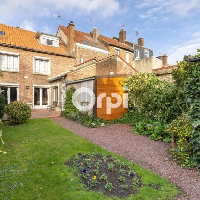 Maison 6 pièces 216490 €