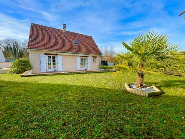 Maison sur sous-sol total 3ch sur 830m2 de terrain — photo du bien