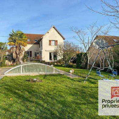 Maison 10 pièces 371000 €
