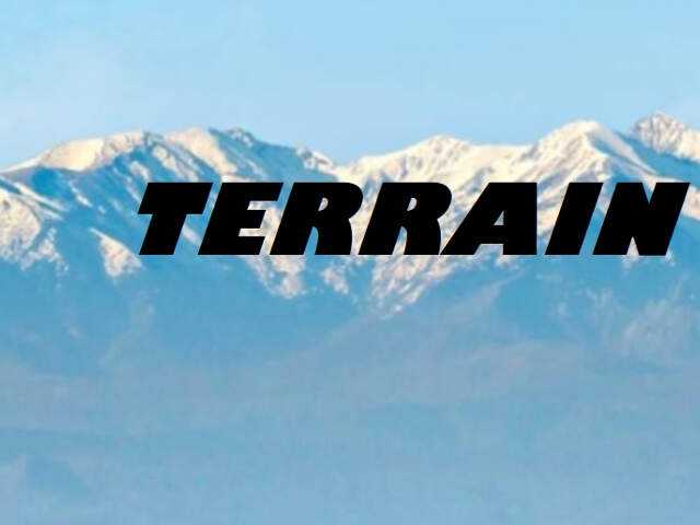 Terrain Salses Le Chateau 500 m2 — photo du bien