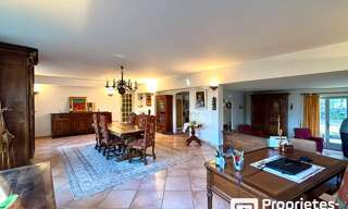 Maison 7 Pièces 230 m² à vendre à Fayence (83440)