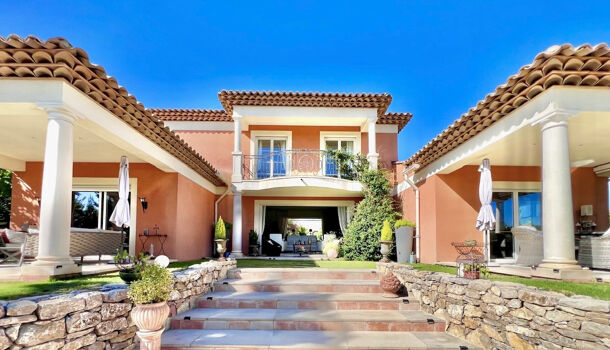 Villa / Maison 6 pièces  à vendre Saint-Raphaël 83700