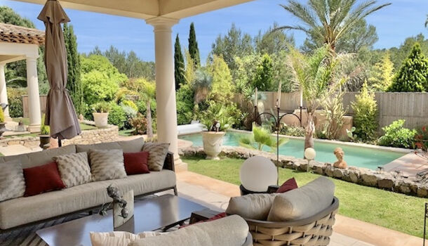 Villa / Maison 6 pièces  à vendre Saint-Raphaël 83700