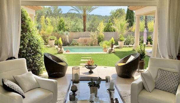 Villa / Maison 6 pièces  à vendre Saint-Raphaël 83700