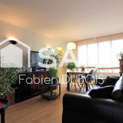 Appartement 4 pièces 274000 €