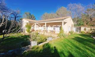 Maison 6 Pièces 200 m² à vendre à Ménerbes (84560)